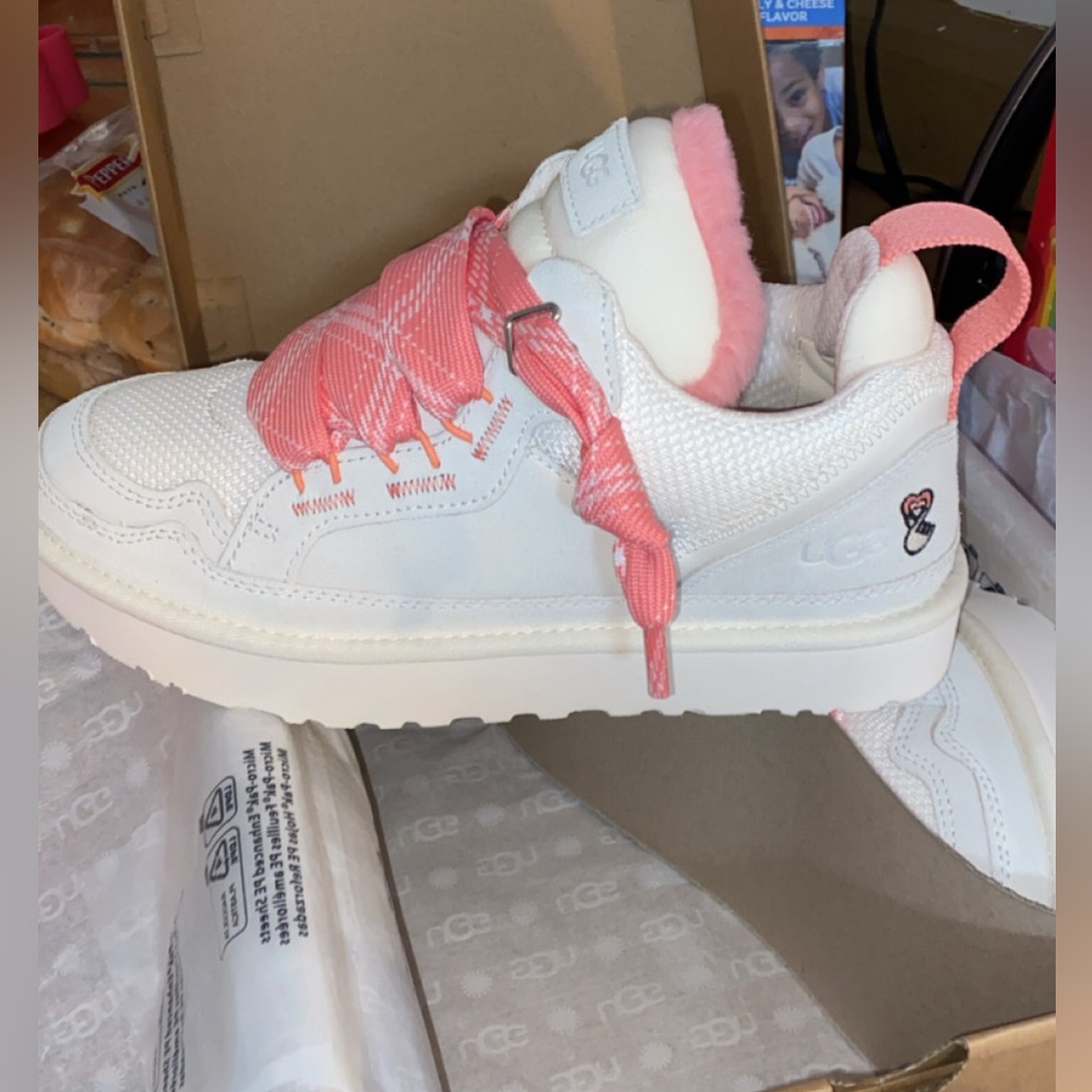 Ugg Lowmel Pink Booties 9